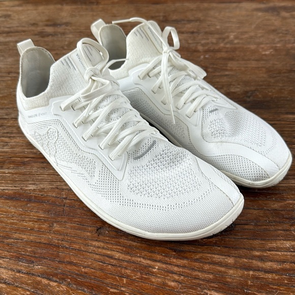 Worn once! VIVOBAREFOOT Primus Lite Knit Women’s Sneakers White Size US 9, EU 40 - Picture 1 of 5